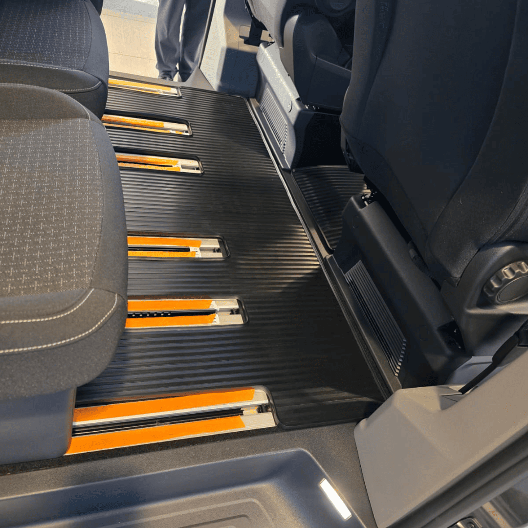 Ford Tourneo Custom Long Wheel Base Manual Back Passenger Floor Mats 2013-2022 - Image 4